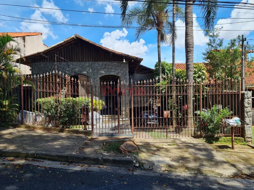 Foto 1 de Casa com 4 Quartos à venda, 360m² em Santa Amélia, Belo Horizonte