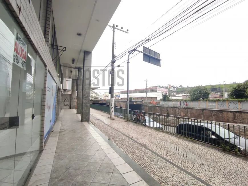 Foto 1 de Ponto Comercial para alugar, 25m² em Centro, Juiz de Fora