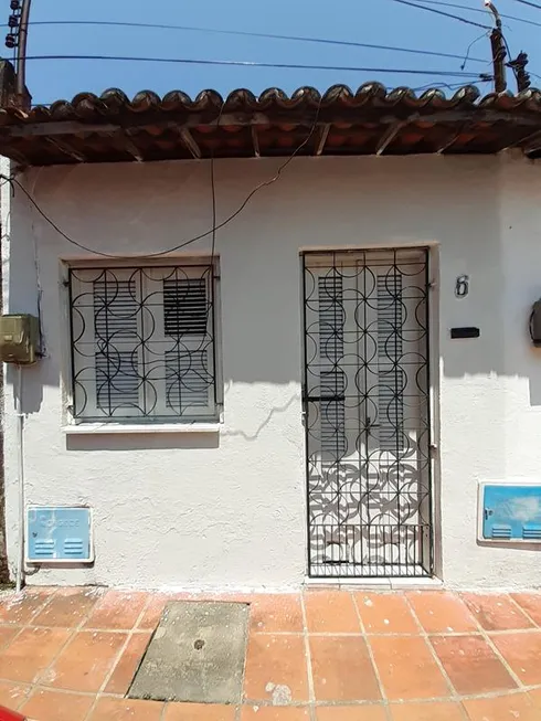 Foto 1 de Casa com 1 Quarto para alugar, 33m² em Vila Ellery, Fortaleza