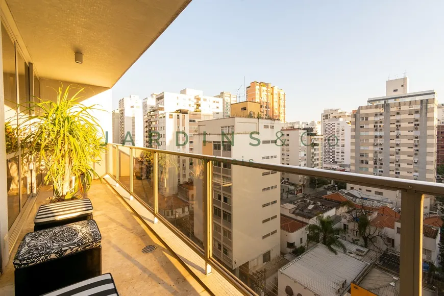 Foto 1 de Apartamento com 3 Quartos à venda, 345m² em Jardim Paulista, São Paulo