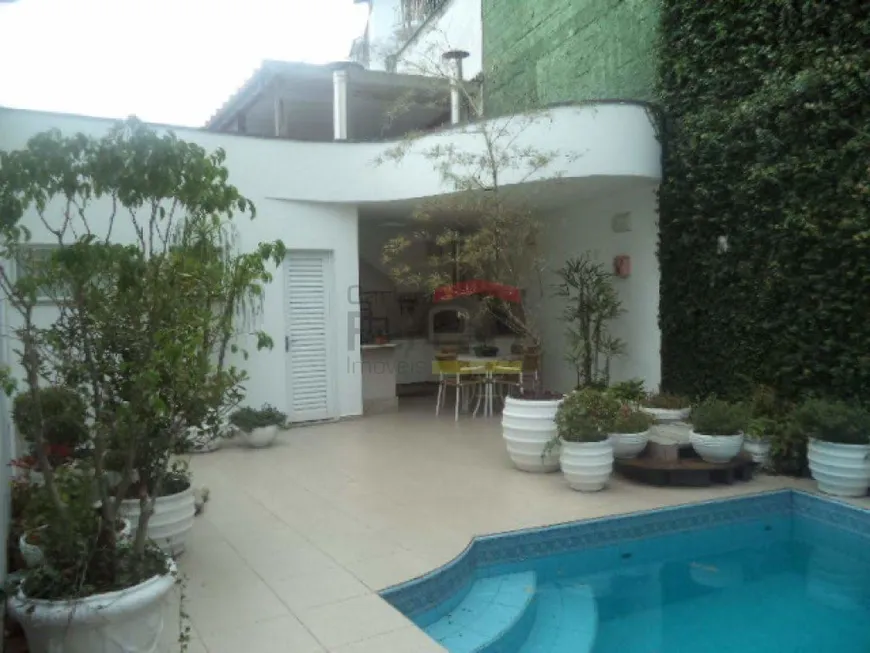 Foto 1 de Sobrado com 3 Quartos à venda, 500m² em Jardim França, São Paulo