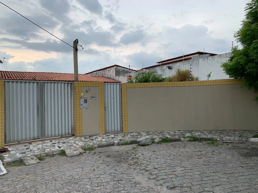 Foto 1 de Casa com 3 Quartos à venda, 120m² em Serraria Brasil, Feira de Santana