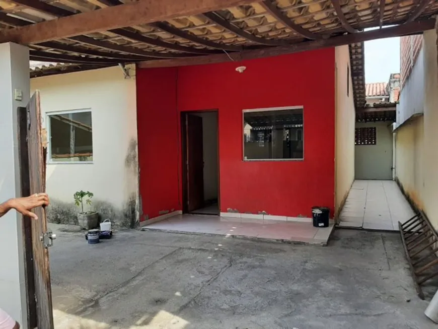 Foto 1 de Casa com 2 Quartos à venda, 80m² em Amendoeira, São Gonçalo