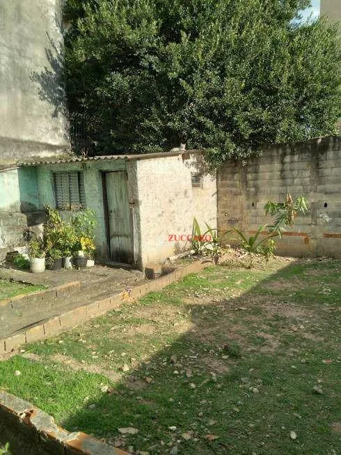 Foto 1 de Casa com 2 Quartos à venda, 180m² em Vila Rosalia, Guarulhos