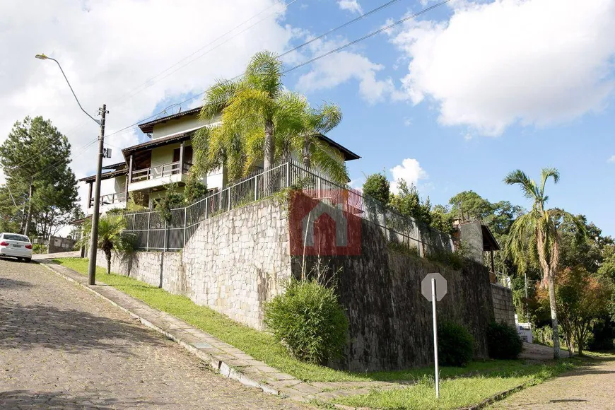 Foto 1 de Casa com 4 Quartos à venda, 496m² em Santa Catarina, Caxias do Sul