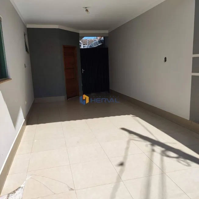 Foto 1 de Sobrado com 3 Quartos à venda, 143m² em Jardim Imperial, Maringá