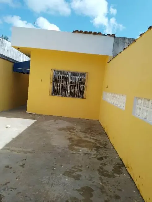 Foto 1 de Casa com 1 Quarto à venda, 60m² em Jardim das Palmeiras, Itanhaém