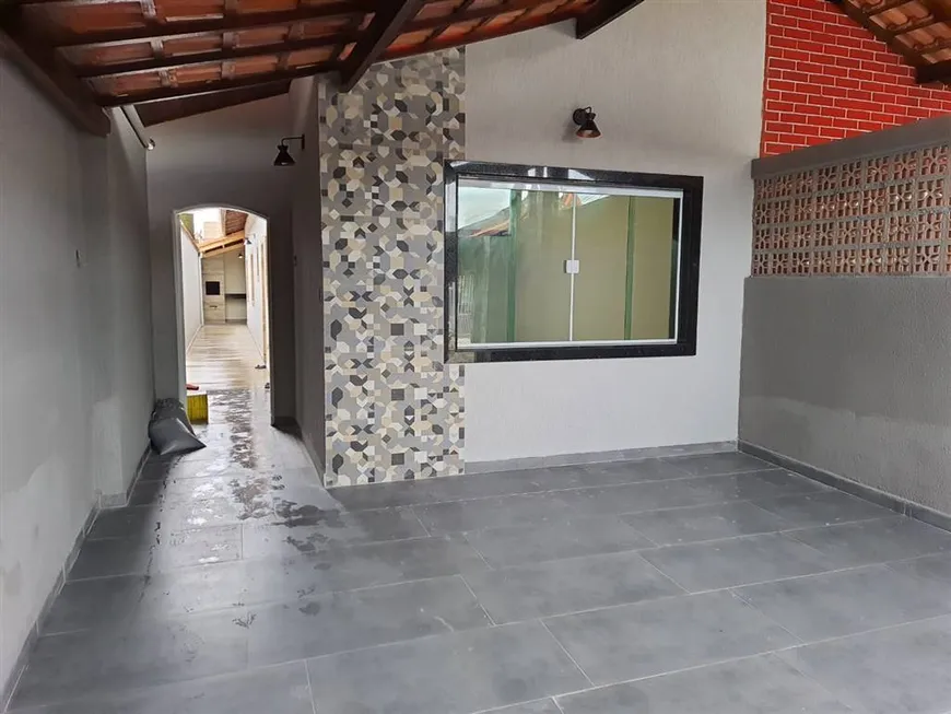 Foto 1 de Casa com 2 Quartos à venda, 74m² em Vila Caicara, Praia Grande