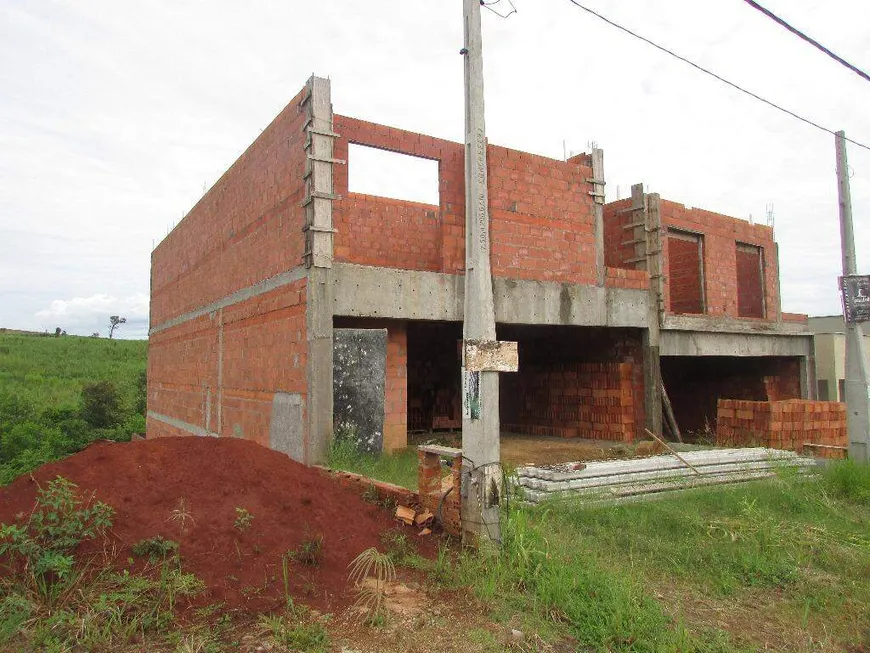 Foto 1 de Casa de Condomínio com 3 Quartos à venda, 180m² em Residencial Paineiras, Piracicaba