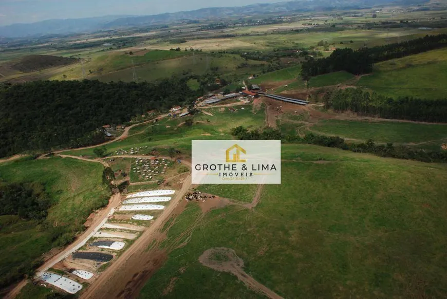 Foto 1 de Fazenda/Sítio com 5 Quartos à venda, 10000m² em Olaria, Lorena