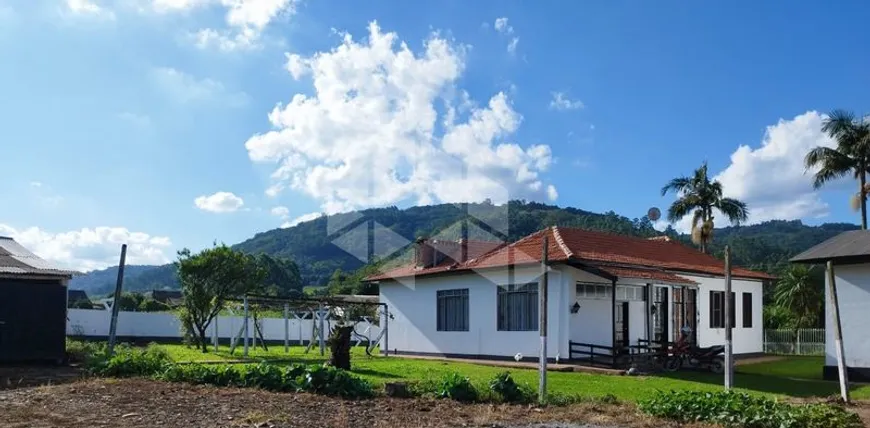 Foto 1 de Fazenda/Sítio com 4 Quartos para alugar, 120m² em , Venâncio Aires