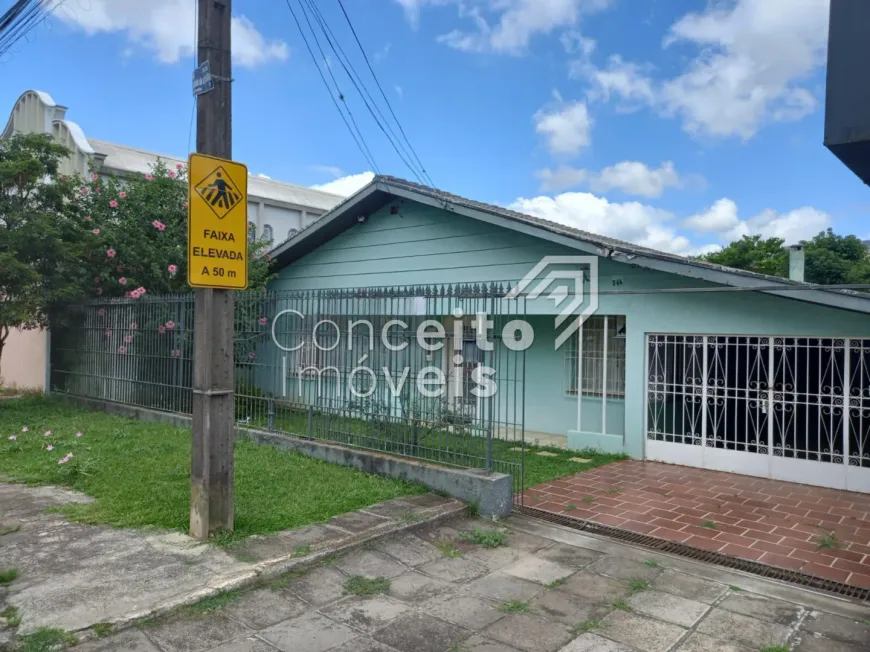 Foto 1 de Casa com 4 Quartos à venda, 185m² em Jardim Carvalho, Ponta Grossa