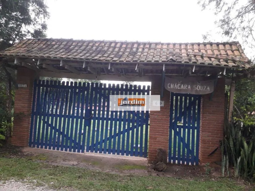 Foto 1 de Fazenda/Sítio com 4 Quartos à venda, 200m² em Recanto da Colina, Leme