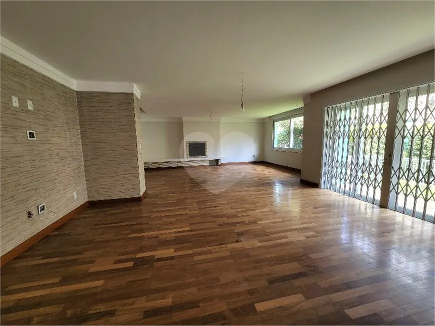 Foto 1 de Casa com 6 Quartos à venda, 502m² em Boa Vista, Porto Alegre