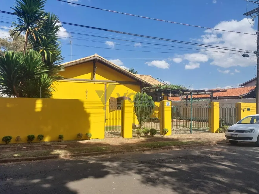 Foto 1 de Casa com 3 Quartos para alugar, 274m² em Parque Taquaral, Campinas