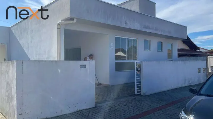 Foto 1 de Casa com 2 Quartos à venda, 72m² em Armação, Penha