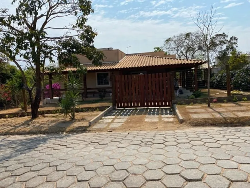 Foto 1 de Casa de Condomínio com 4 Quartos à venda, 239m² em Condominio Estancia da Mata, Jaboticatubas