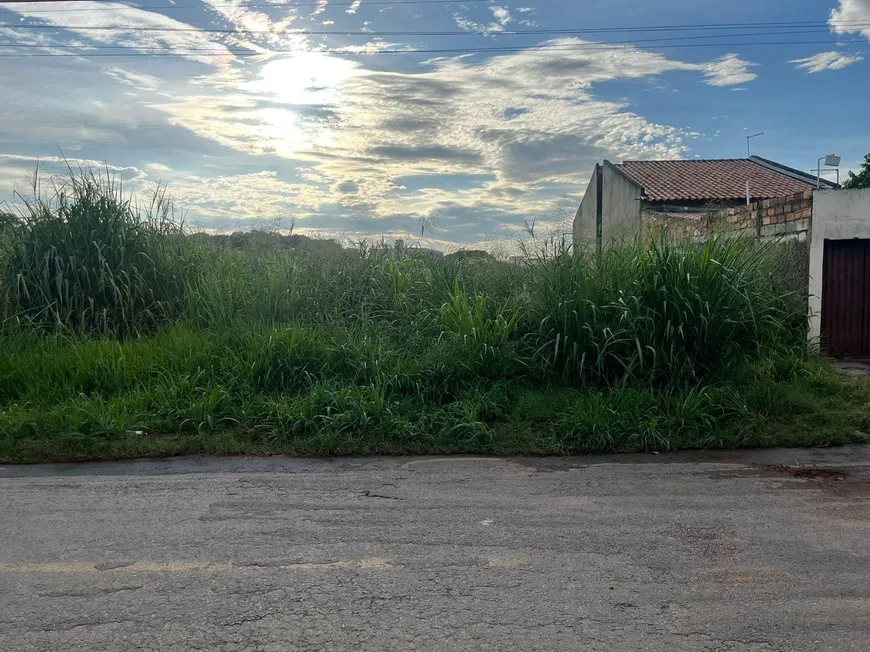 Foto 1 de Lote/Terreno à venda, 360m² em Residencial Village Garavelo, Aparecida de Goiânia