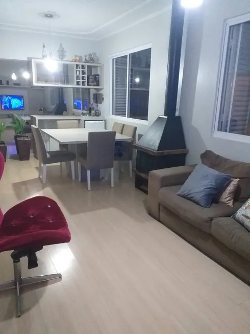 Foto 1 de Apartamento com 3 Quartos à venda, 105m² em Pio X, Caxias do Sul