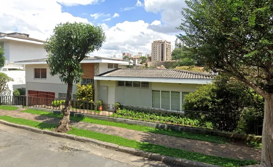 Foto 1 de Casa com 4 Quartos à venda, 340m² em Jardim Das Bandeiras, São Paulo