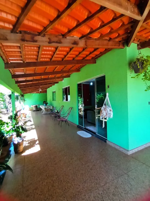 Foto 1 de Casa com 3 Quartos à venda, 430m² em Conjunto Primavera, Goiânia