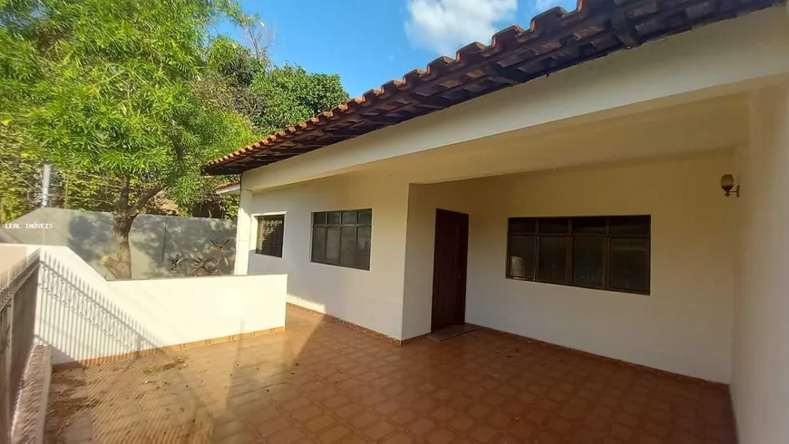 Foto 1 de Casa com 4 Quartos à venda, 264m² em Vila Euclides, Presidente Prudente