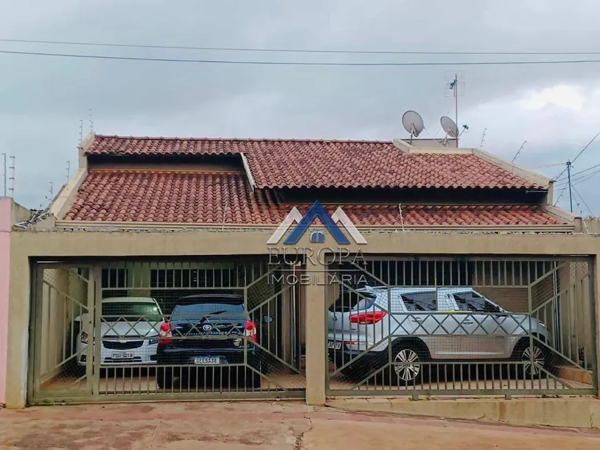 Foto 1 de Casa com 3 Quartos à venda, 250m² em Vila Santa Terezinha, Londrina