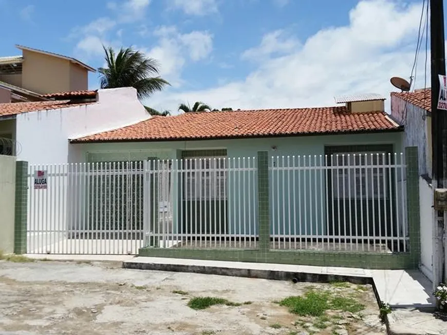 Foto 1 de Casa com 3 Quartos para alugar, 140m² em Cidade dos Funcionários, Fortaleza