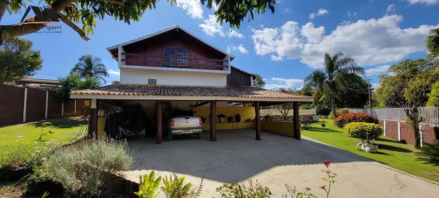 Foto 1 de Fazenda/Sítio com 4 Quartos à venda, 500m² em Centro, Pinhalzinho