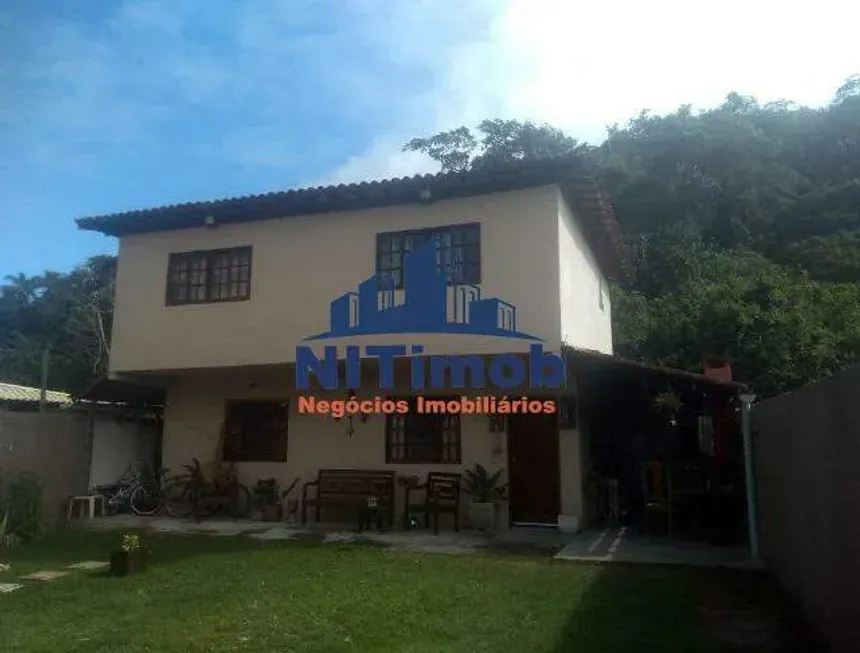 Foto 1 de Casa com 3 Quartos à venda, 360m² em Itaipu, Niterói