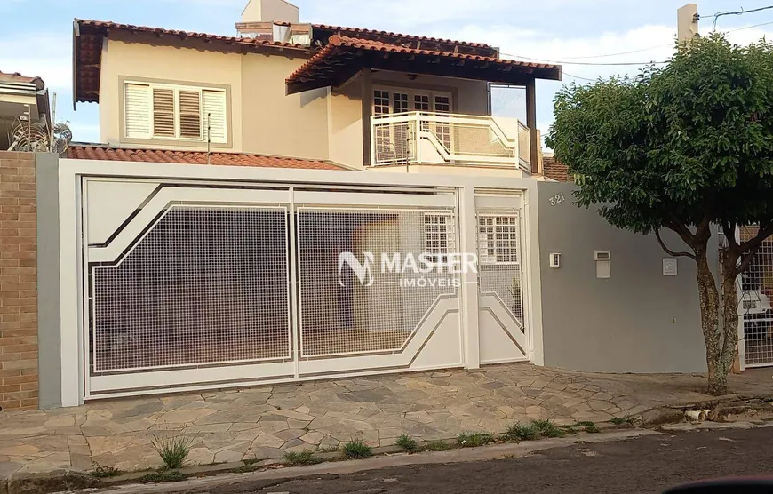 Foto 1 de Sobrado com 3 Quartos para venda ou aluguel, 172m² em Jardim Tangará, Marília