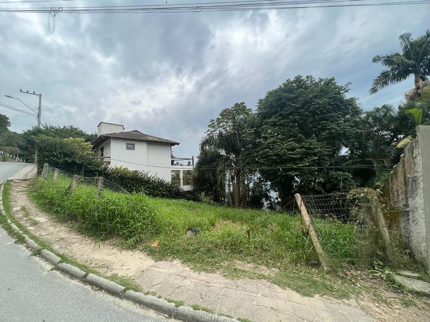 Foto 1 de Lote/Terreno à venda, 612m² em Centro, Bombinhas