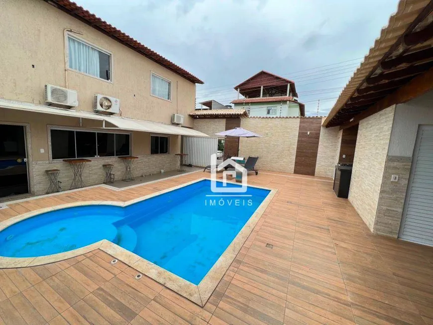 Foto 1 de Casa com 7 Quartos à venda, 380m² em Praia de Santa Monica, Guarapari