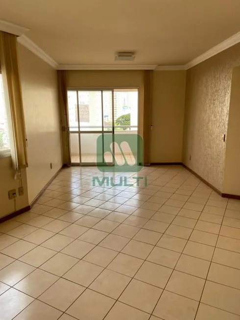 Foto 1 de Apartamento com 4 Quartos à venda, 132m² em Martins, Uberlândia