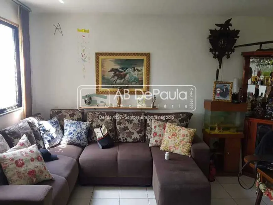 Foto 1 de Apartamento com 3 Quartos à venda, 80m² em Realengo, Rio de Janeiro