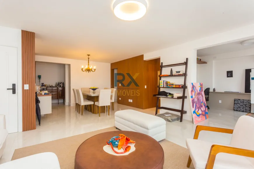 Foto 1 de Apartamento com 2 Quartos para alugar, 168m² em Higienópolis, São Paulo