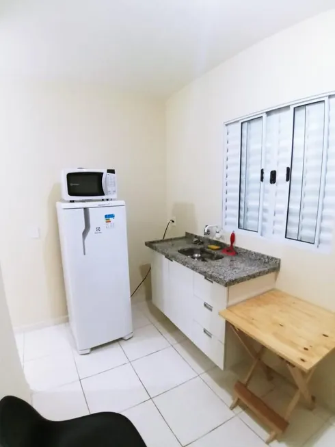 Foto 1 de Kitnet com 1 Quarto para alugar, 20m² em Pinheiros, São Paulo