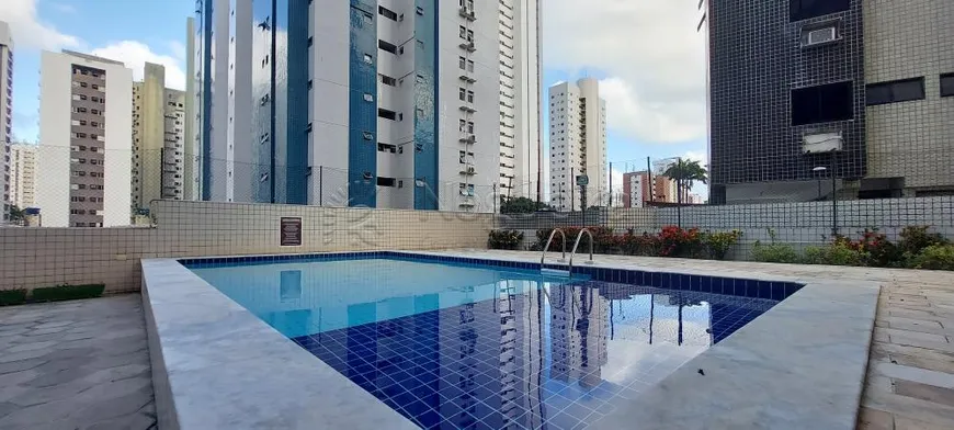 Foto 1 de Apartamento com 3 Quartos à venda, 86m² em Centro, Recife