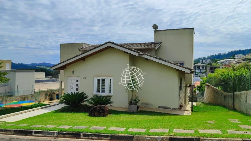 Foto 1 de Casa com 4 Quartos para venda ou aluguel, 250m² em Condominio Serra da estrela, Atibaia