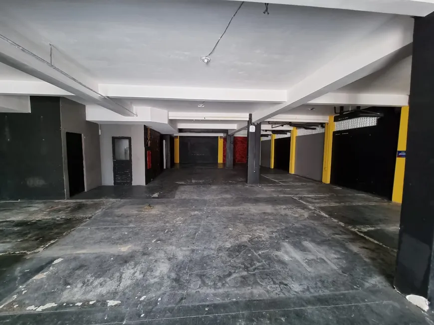 Foto 1 de Galpão/Depósito/Armazém para alugar, 300m² em Cajurú, São José dos Campos