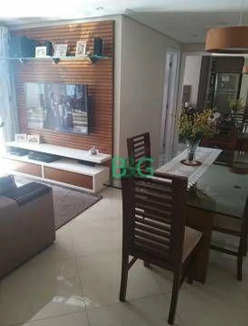 Foto 1 de Apartamento com 2 Quartos à venda, 62m² em Vila Graciosa, São Paulo