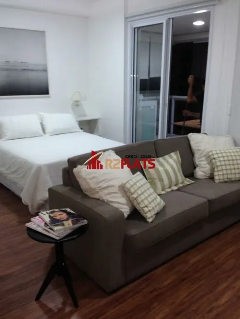 Foto 1 de Flat com 1 Quarto à venda, 44m² em Vila Olímpia, São Paulo