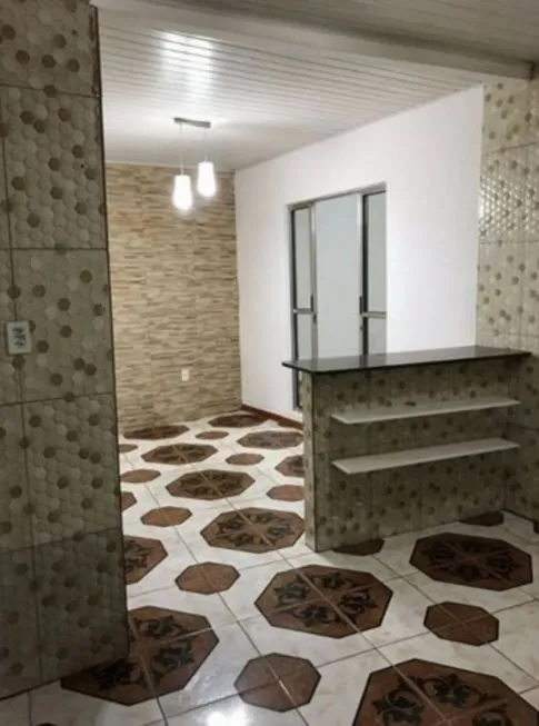 Foto 1 de Casa com 2 Quartos à venda, 79m² em Areia, Candeias