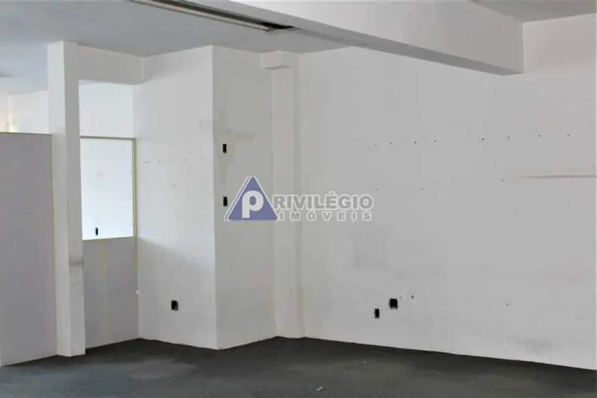 Foto 1 de com 1 Quarto à venda, 800m² em Humaitá, Rio de Janeiro