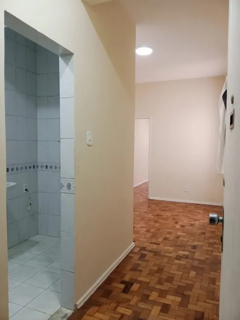 Foto 1 de Apartamento com 1 Quarto para alugar, 31m² em Copacabana, Rio de Janeiro