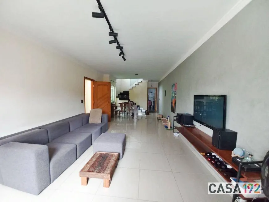 Foto 1 de Casa com 3 Quartos à venda, 170m² em Vila Gumercindo, São Paulo