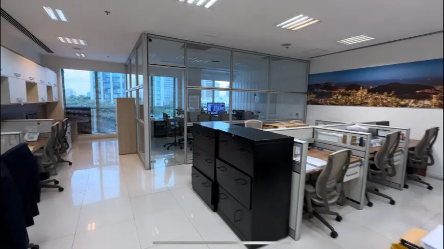 Foto 1 de Sala Comercial para alugar, 125m² em Barra da Tijuca, Rio de Janeiro