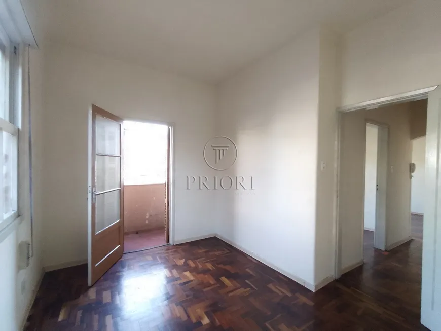 Foto 1 de Apartamento com 2 Quartos para alugar, 65m² em Navegantes, Porto Alegre