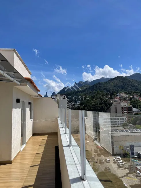 Foto 1 de Cobertura com 2 Quartos à venda, 100m² em Varzea, Teresópolis