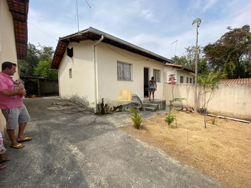 Foto 1 de Casa com 2 Quartos para venda ou aluguel, 180m² em Dumaville, Esmeraldas